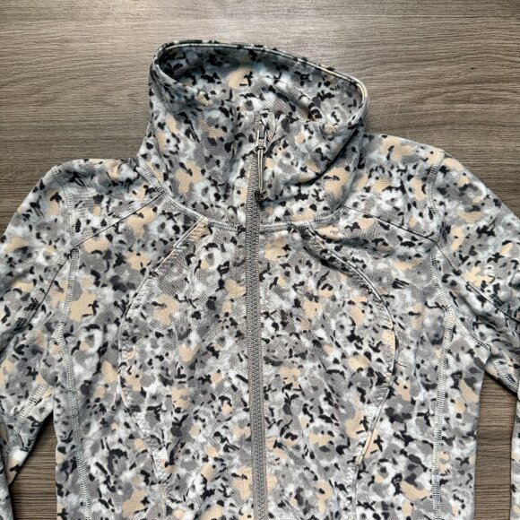 Lululemon Women's Nice Asana Jacket - Picture 3 of 7